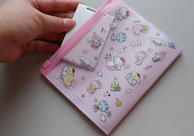 ダイソー お薬手帳カバー M／X かわいいラボ スライダー付き