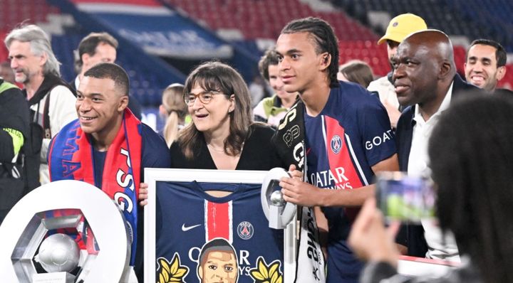 エムバペ母、サッカークラブ買収か 仏2部のカーン