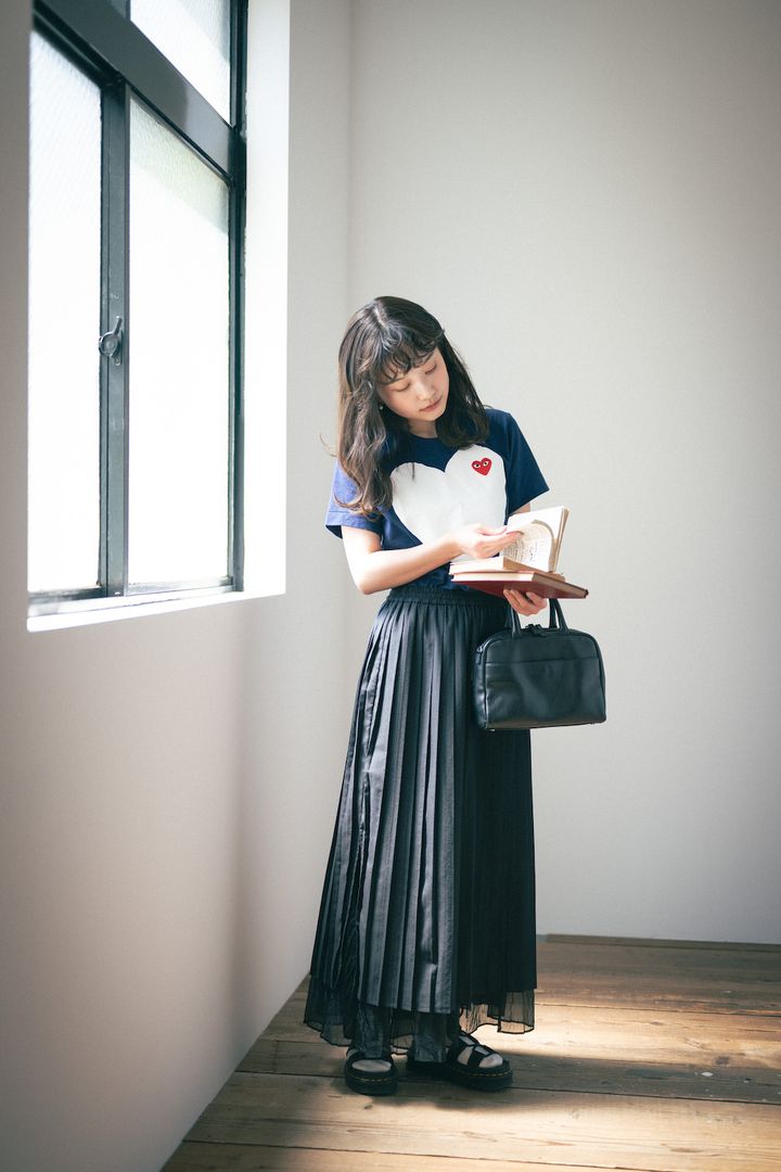 低身長さんにおすすめの“ロングスカート”。ポイントは裾の透け感です！【FUDGE FRIEND おしゃれさんの毎日コーディネート vol.398｜大島花菜】