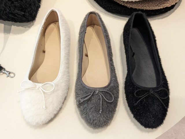 GU「バレエシューズ」