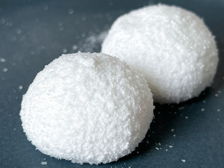 真っ白な「雪中果」のマシュマロ