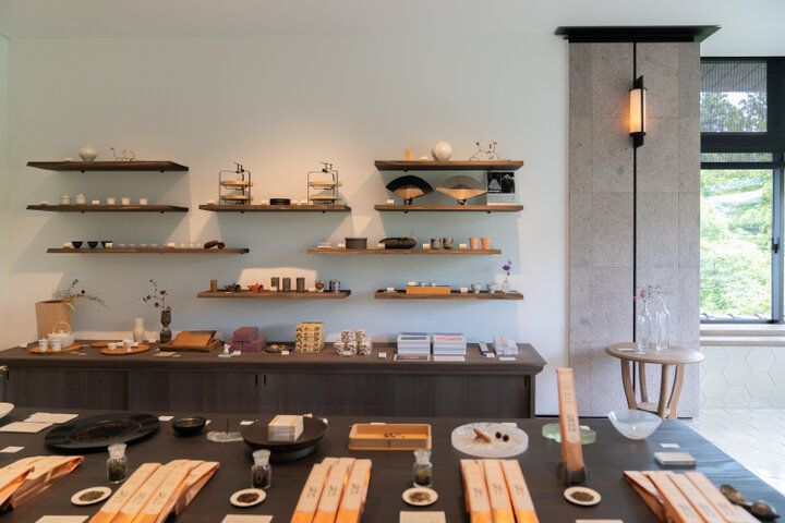 石川の美意識が詰め込まれた和のアフタヌーンティーを♪山中温泉の「花紫 茶房」で過ごす大人時間