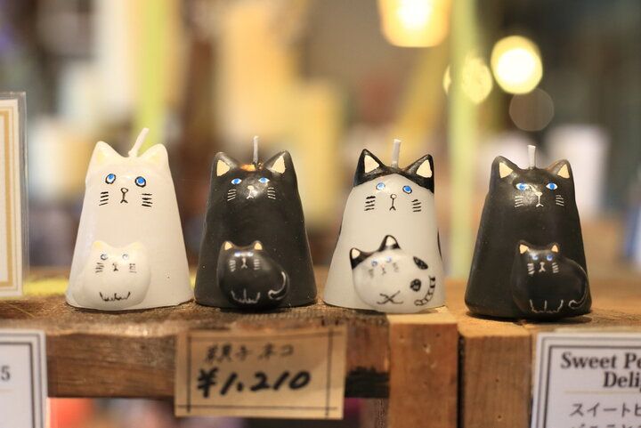 レトロな建物がすてき。伊勢参りのお土産選びに寄りたいキャンドル専門店、おかげ横丁「灯りの店」