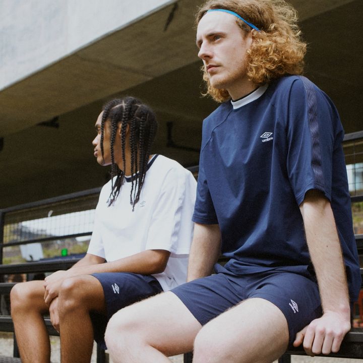 100周年の『Umbro』、英国サポーターの伝統を受け継いだ新コレクション「AWAY DAYS」を発売！