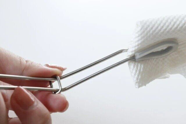 セリア トイレ用ハンギングステンレストング トイレクリーナー挟む