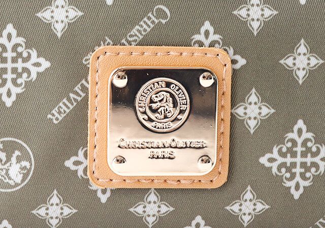 宝島社CHRISTIAN OLIVIER PARISのハーフムーンバッグ付録3