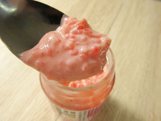 スプーンですくった紅生姜タルタル