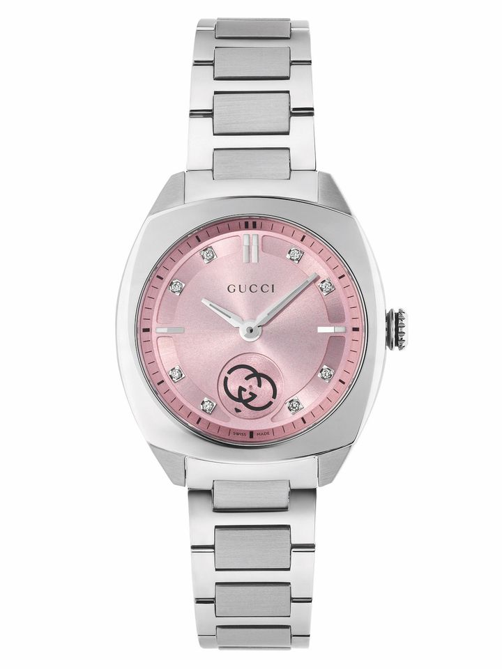 「グッチ インターロッキング」ウォッチ 29 mm ￥298,100／GUCCI（グッチ クライアントサービス 0120-99-2177）