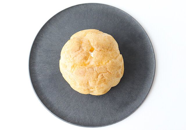 ファミリーマート たっぷりクリームのダブルシュー開封