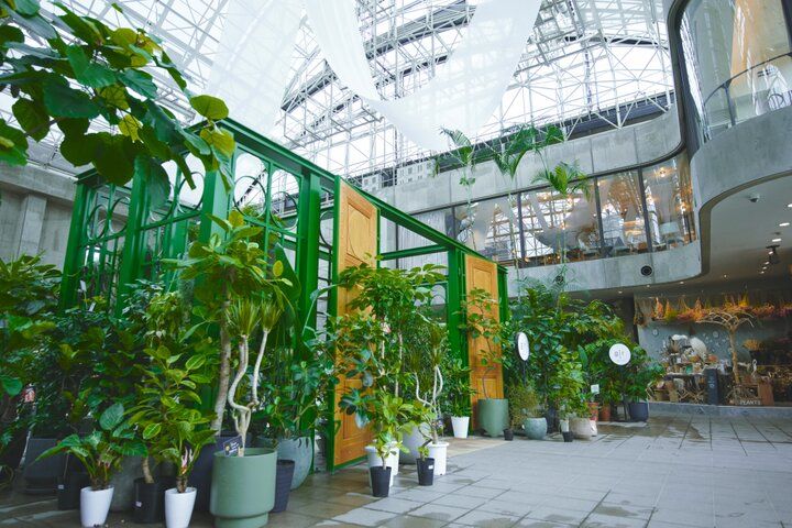 花と緑の庭園内でモーニングやブランチを。名古屋・矢場町「BRIOCHE Go．」