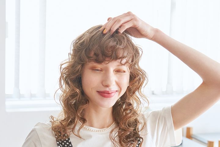 広がりやすい髪のアレンジはボリュームヘアに！プロのヘアメイク直伝の簡単アレンジ