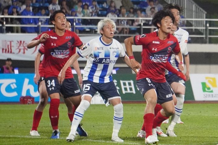 いわきDF五十嵐聖己が先制弾アシストで4試合ぶり白星に貢献！異例の特別指定選手時代とプロ契約締結の経緯とは