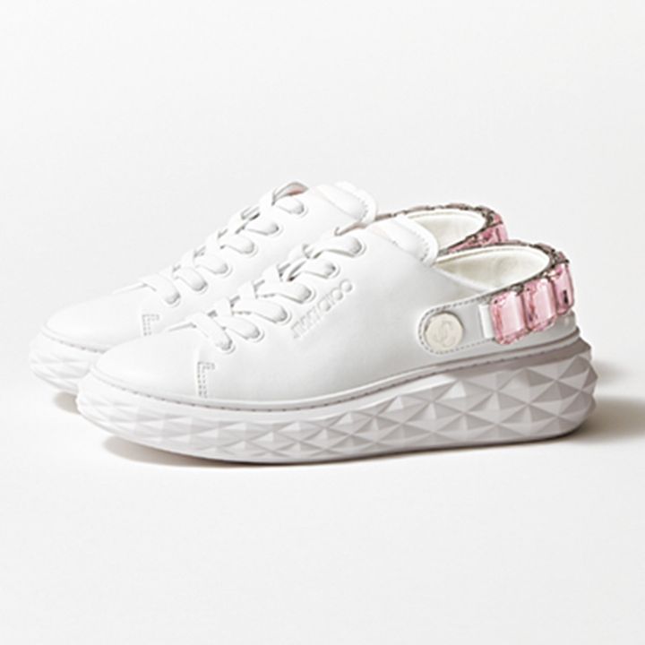 ジミーチュウのクリスタル付き2WAYスニーカー