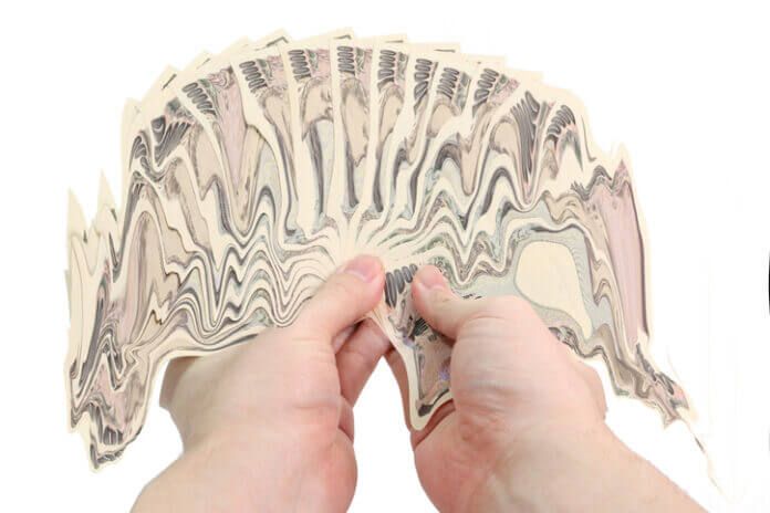 女性を不幸にする40代50代の男性の特徴6つ