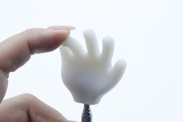 ダイソー シリコーン伸縮孫の手 やわらかい