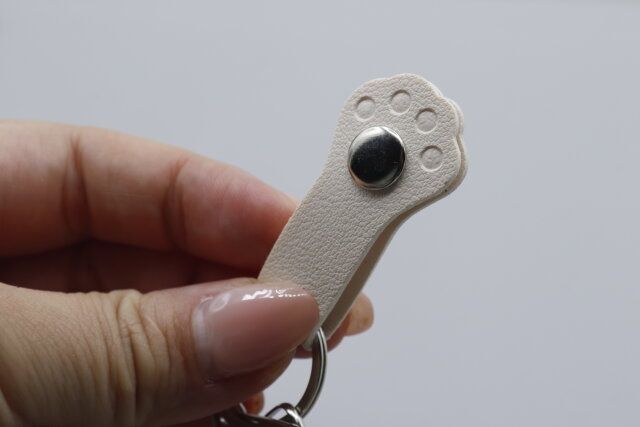 セリアのキーホルダー にゃんこのスナップボタン