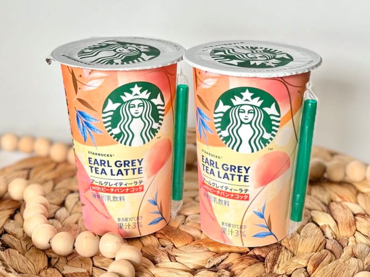 「スターバックス® アールグレイティーラテ with ピーチパンナコッタ」