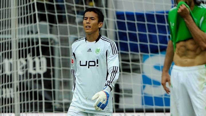 長谷部誠、急造GKとしてフィルミーノにゴールを奪われた伝説試合の秘話を明かす 「試合後にGKコーチから…」