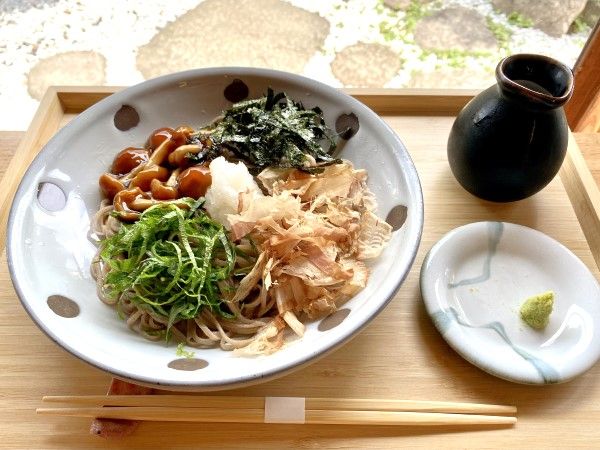 古民家そばCAFE 中やの白山きのこおろしそば