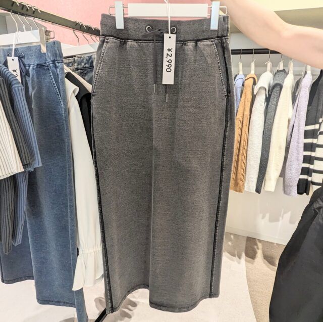 GU「スウェットクルー」