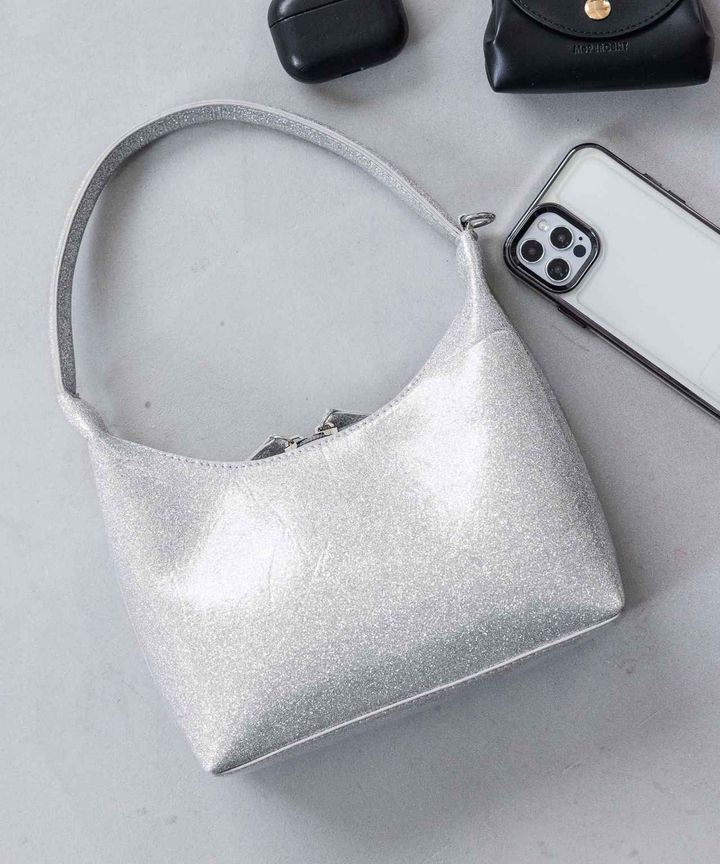 画像1: 出典：.st