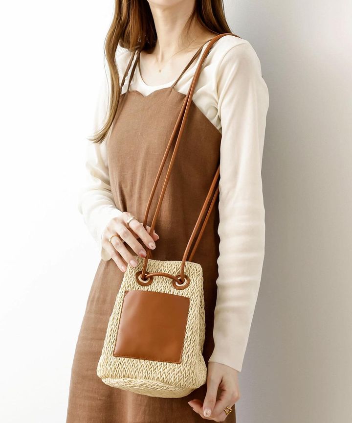 画像1: 出典：3COINS