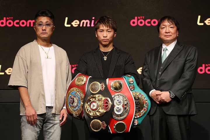 左から井上慎吾トレーナー、井上尚弥、大橋会長 撮影：SPREAD編集部