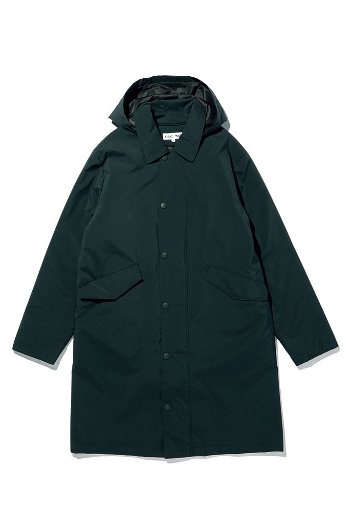 雨の日をおしゃれに機能的に着こなしたい！センスのいい折りたたみ傘、レインシューズなど