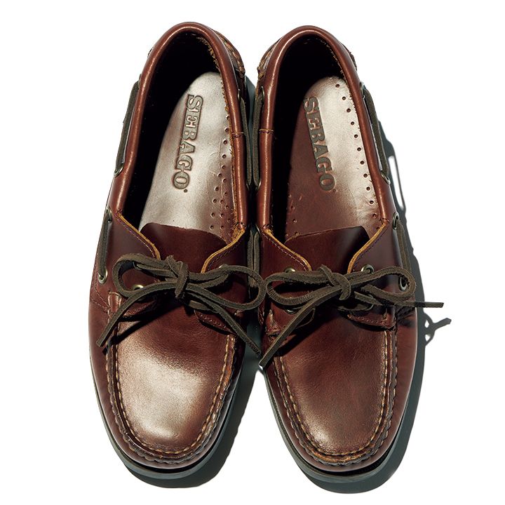 雨の日をおしゃれに機能的に着こなしたい！センスのいい折りたたみ傘、レインシューズなど