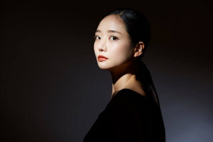 オバ見えファッションの特徴6つ｜40～50代女性の着こなし術もご紹介