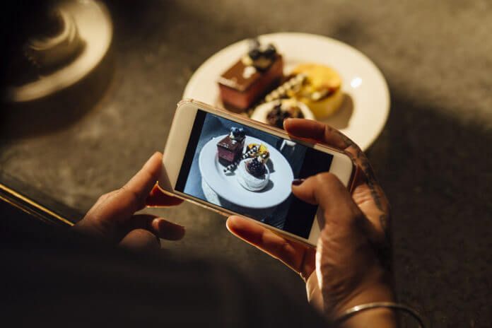 デート中の異性のモヤッと行動5選