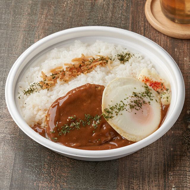 ファミリーマート ハワイのおいしさ大集合 ビーフハンバーグのロコモコ（グレイビーソース）