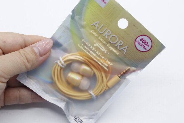 100均ダイソーのステレオイヤホン7