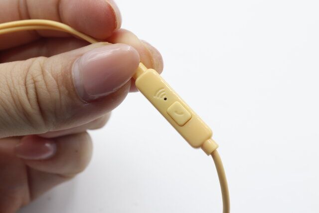 100均ダイソーのステレオイヤホン5