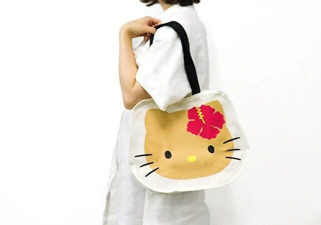 宝島社ハローキティ付録日焼けトートバッグ