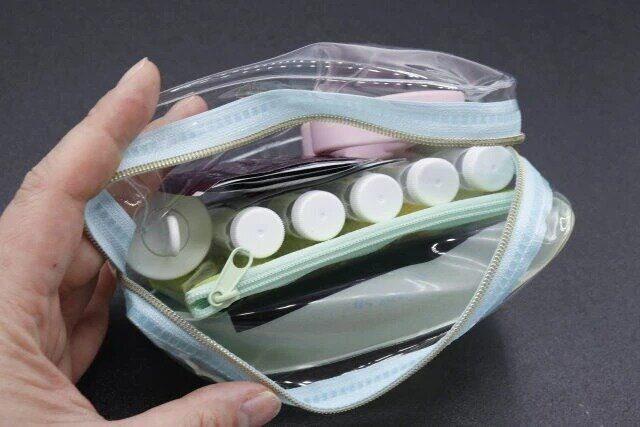 ダイソー マチ付ミニポーチ（窓あきグラデーション） マチ付ミニポーチ（フォト） サイズ感 使用例