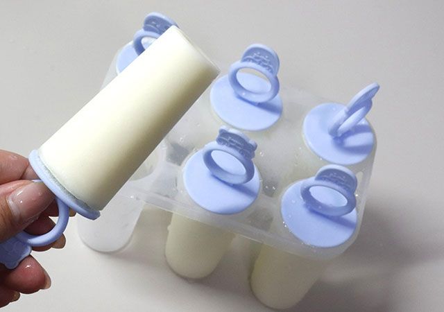 ダイソー アイスキャンディーメーカー ヨーグルトアイス