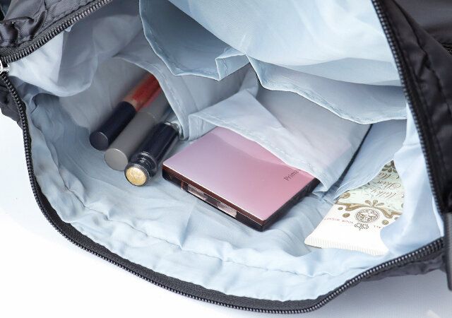 らくかるショルダーバッグ付録レビュー内ポケット