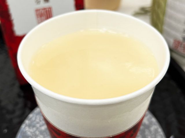 カップに入った「まぜるシェイク 新生獺祭＜ノンアルコール＞」