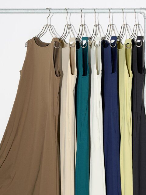 ユニクロのウルトラストレッチエアリズムワンピース