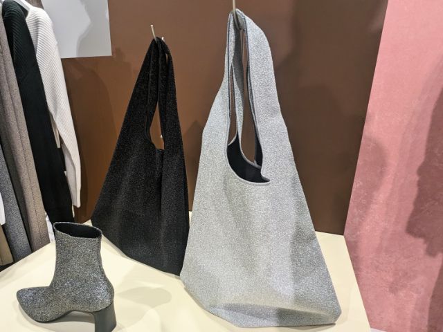 ラメのトートバッグ