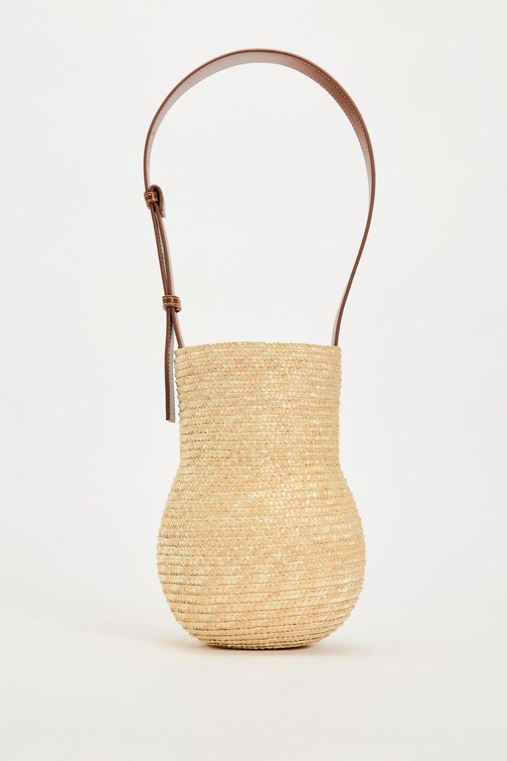 画像2: 出典：ZARA