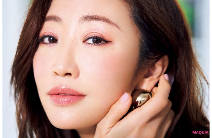 初夏に似合う、甘さ封印低温ピンクメイク