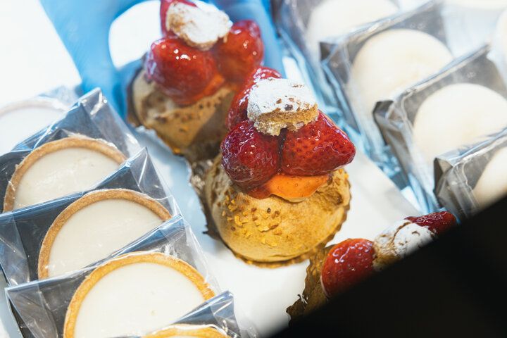 瀬戸内海の島・宮島への船が行き交う港町で、複合施設「etto」によりみちしましょう♪