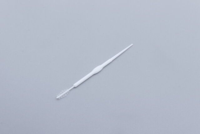 セリアの立体構造 歯間ピック＆ブラシ