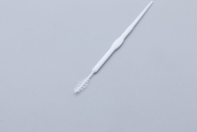 セリアの立体構造 歯間ピック＆ブラシのブラシ部分