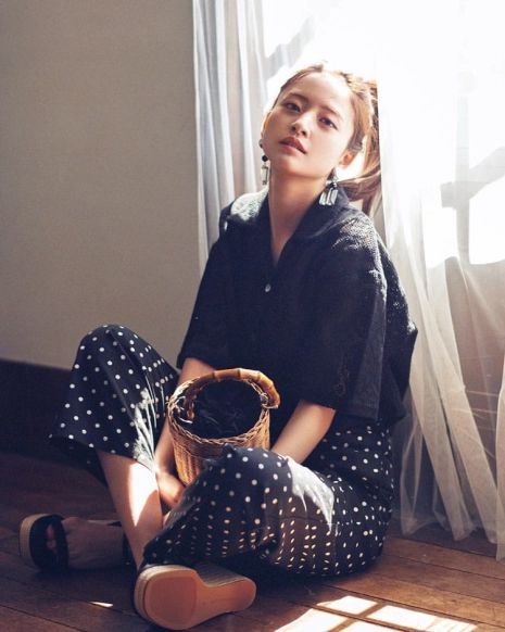 ウエッジサンダルコーデ