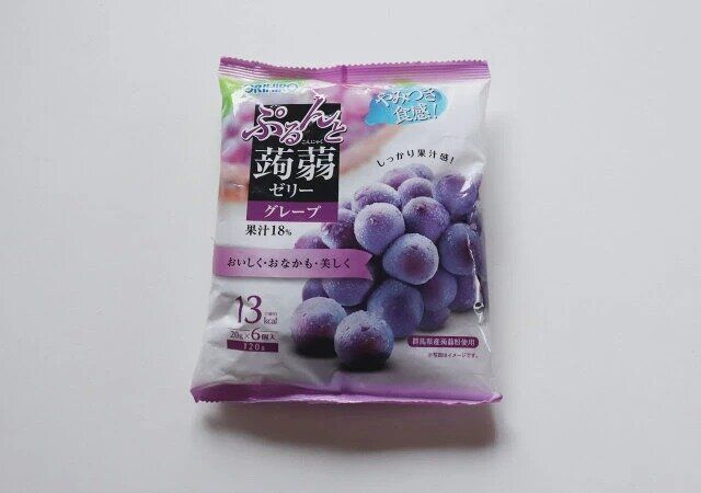 ダイソー オリヒロ ぷるんと蒟蒻ゼリー グレープ パッケージ