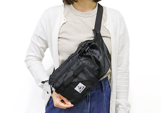 ハオキャンプ黒ボディバッグ付録レビューコーデ