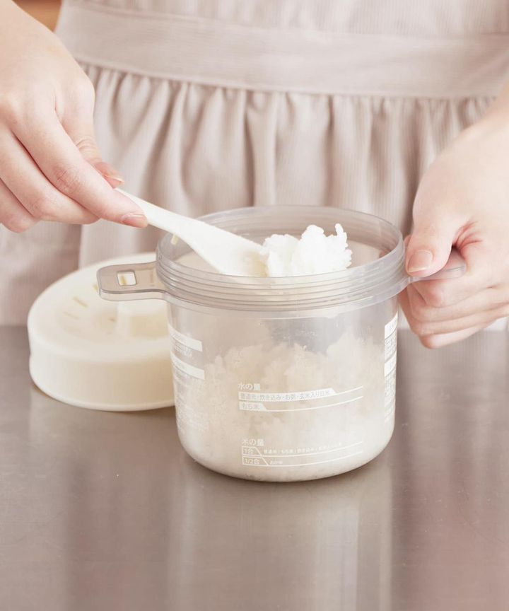 画像1: 出典：3COINS